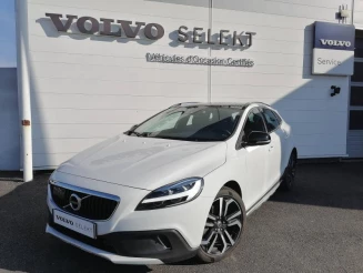 VOLVO V40 Cross Country D3 AdBlue 150ch Signature Edition Geartronic occasion de 2019 en vente à Onet-le-Château